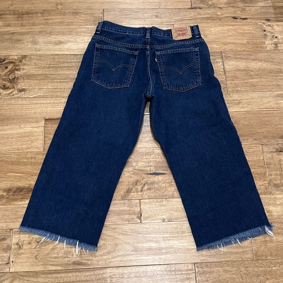 Levi’s Vintage 577 Cropped Lower Rise Loose Fit Clam Digger Jeans - Picture 3 of 11